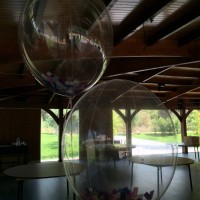 globo bubble burbuja con confeti CELEBRACIONES