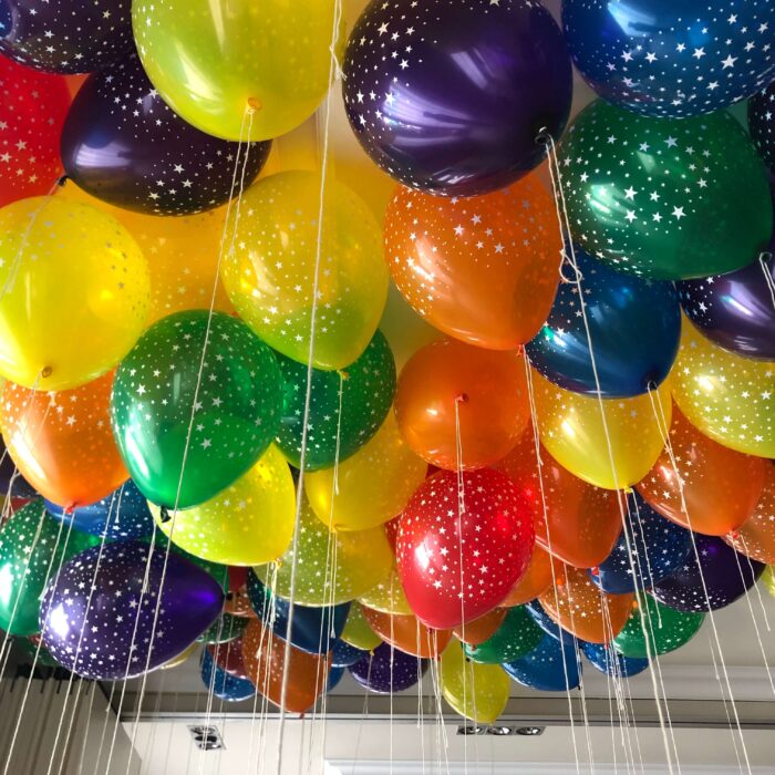globos helio multicolor con diseños para techo